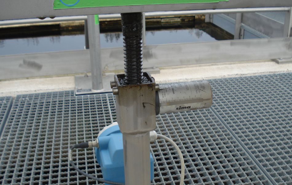 Le graisseur simalube 125ml lubrifie automatiquement et de manière constante la broche d'une station d'épuration.