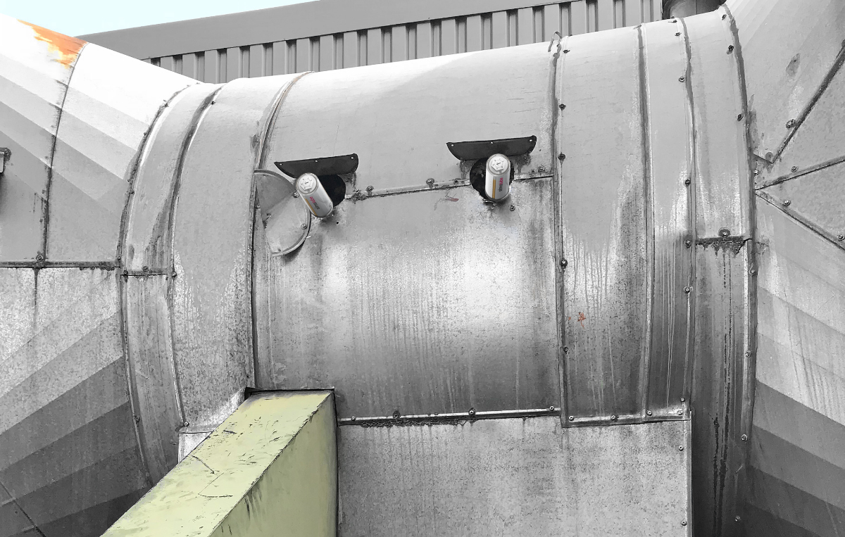 Les paliers d'une installation de ventilation sont lubrifiés automatiquement par le graisseur simalube.